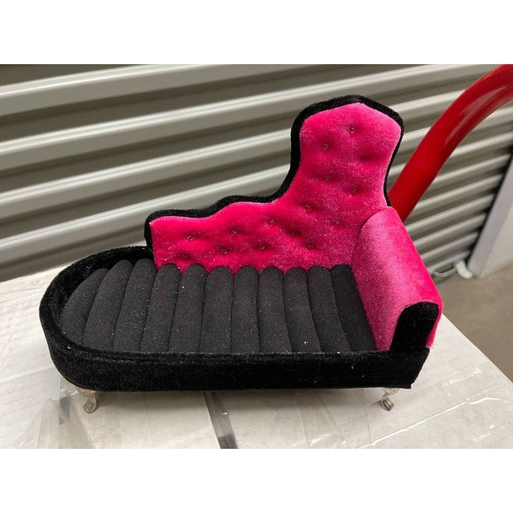 JEWELRY BOX - Black and Pink Plush Open Chaise Lounge Chair